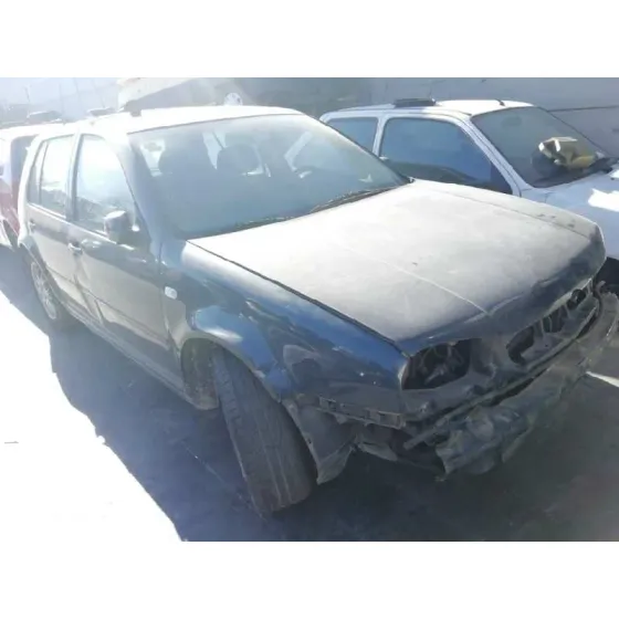 VOLKSWAGEN GOLF IV BERLINA (1J1) '2002 1.9 TDI AZUL