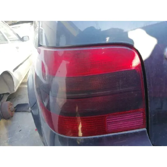 VOLKSWAGEN GOLF IV BERLINA (1J1) '2002 1.9 TDI AZUL