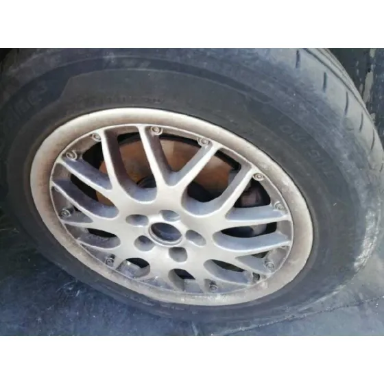 VOLKSWAGEN GOLF IV BERLINA (1J1) '2002 1.9 TDI AZUL