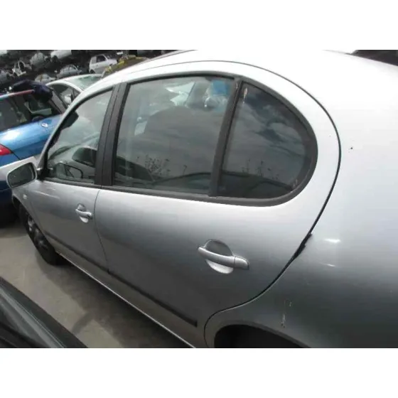 SEAT LEON (1M1) '2000 SIGNO PLATA