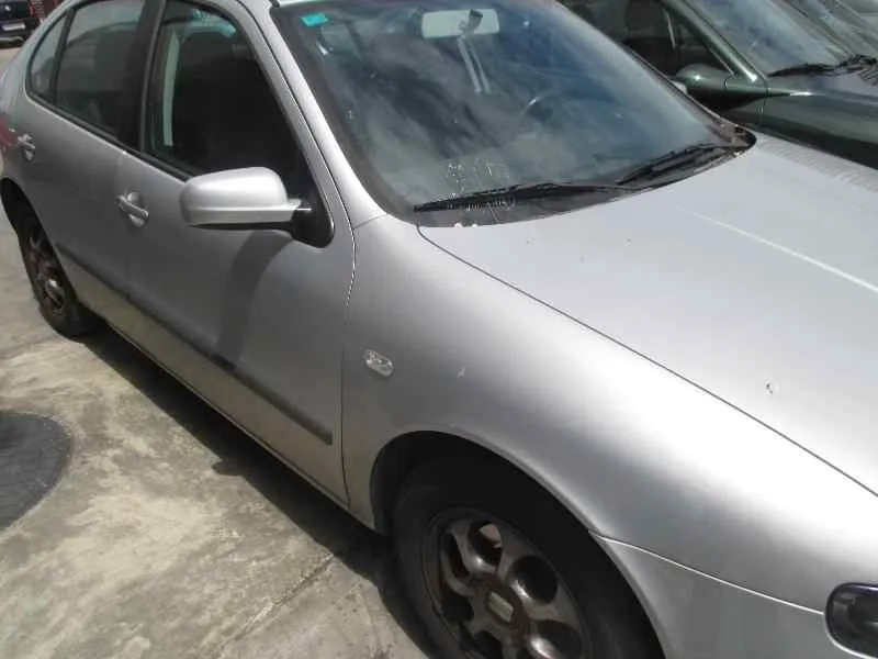 SEAT LEON (1M1) '2000 SIGNO PLATA