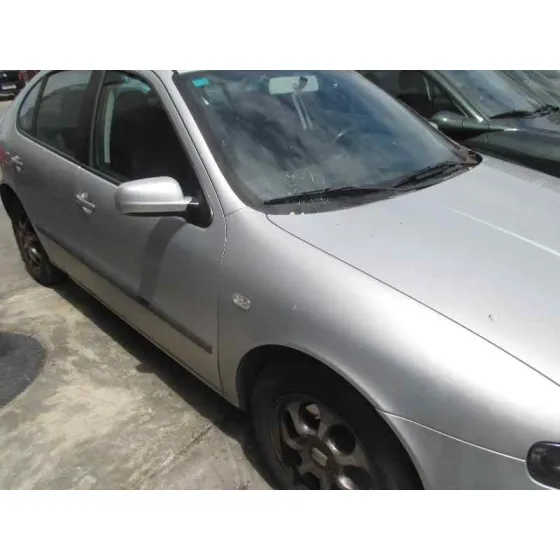 SEAT LEON (1M1) '2000 SIGNO PLATA