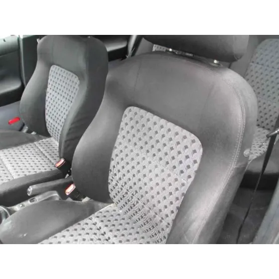 SEAT LEON (1M1) '2000 SIGNO PLATA