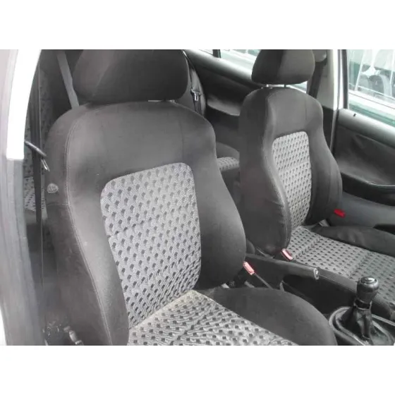 SEAT LEON (1M1) '2000 SIGNO PLATA