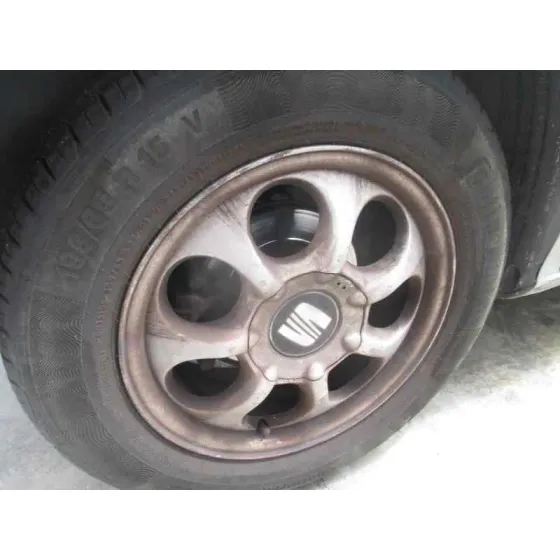 SEAT LEON (1M1) '2000 SIGNO PLATA