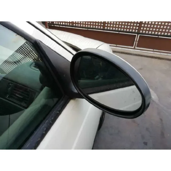 MG ROVER SERIE 45 (RT) '2004 1.6 16V CAT BLANCO