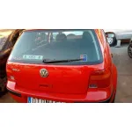 VOLKSWAGEN GOLF IV BERLINA (1J1) '1998 BASICO ROJO