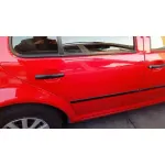 VOLKSWAGEN GOLF IV BERLINA (1J1) '1998 BASICO ROJO