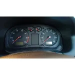 VOLKSWAGEN GOLF IV BERLINA (1J1) '1998 BASICO ROJO