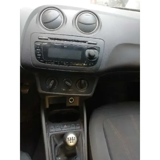 SEAT IBIZA ST (6J8) '2011 REFERENCE BLANCO