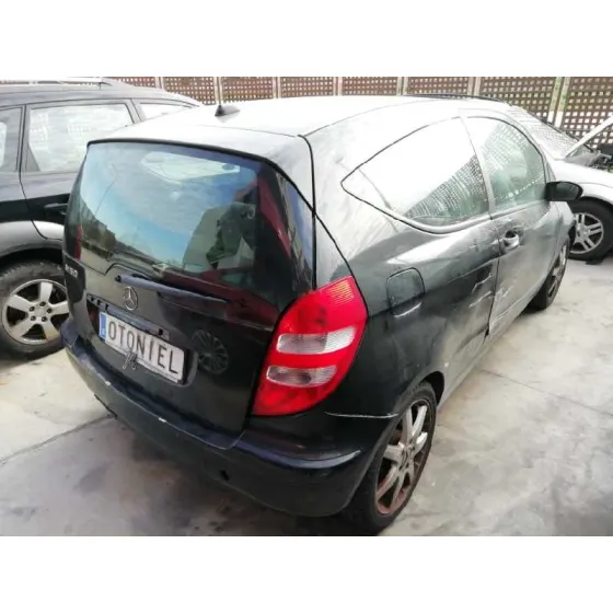 MERCEDES CLASE A (W169) '2006 A 150 (169.331) NEGRO