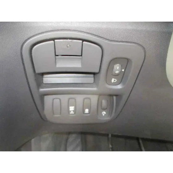 RENAULT ESPACE IV (JK0) '2004 DYNAMIQUE PLATA