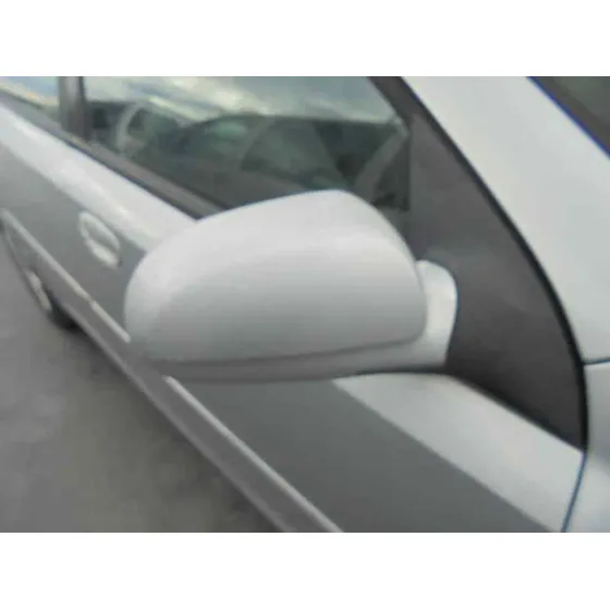 DAEWOO LACETTI '2005 CDX PLATA