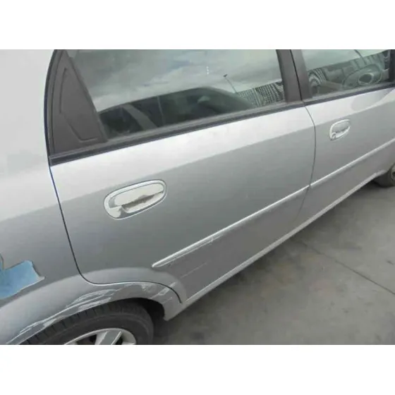 DAEWOO LACETTI '2005 CDX PLATA