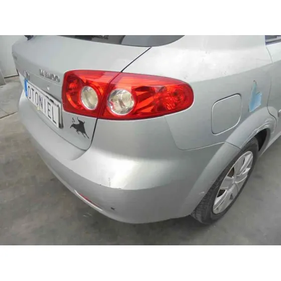 DAEWOO LACETTI '2005 CDX PLATA