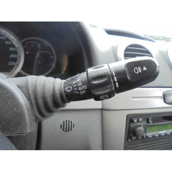 DAEWOO LACETTI '2005 CDX PLATA