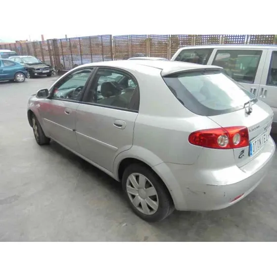DAEWOO LACETTI '2005 CDX PLATA