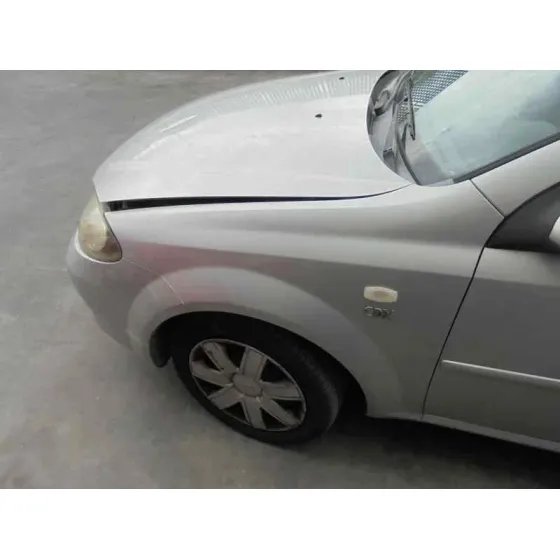 DAEWOO LACETTI '2005 CDX PLATA