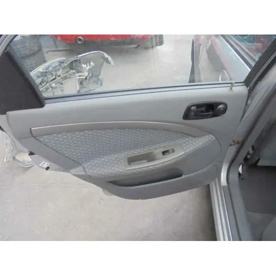 DAEWOO LACETTI '2005 CDX PLATA