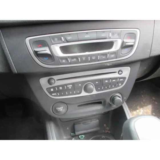RENAULT MEGANE III SPORT TOURER '2009 DYNAMIQUE BLANCO