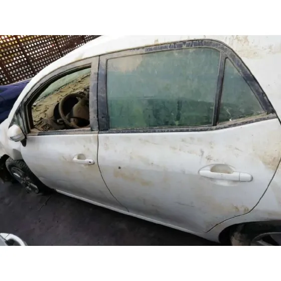 TOYOTA AURIS '2012 ACTIVE BLANCO