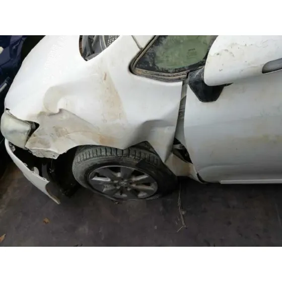 TOYOTA AURIS '2012 ACTIVE BLANCO