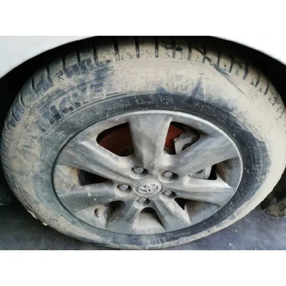 TOYOTA AURIS '2012 ACTIVE BLANCO