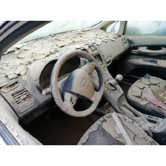 TOYOTA AURIS '2012 ACTIVE BLANCO