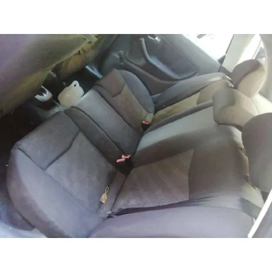 SEAT IBIZA (6L1) '2006 REFERENCE ROJO