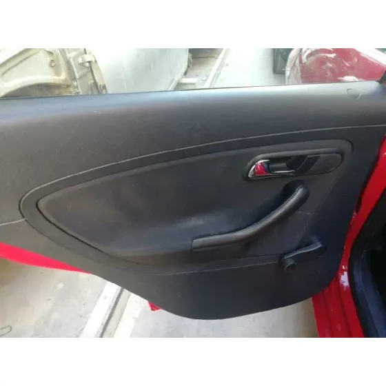 SEAT IBIZA (6L1) '2006 REFERENCE ROJO