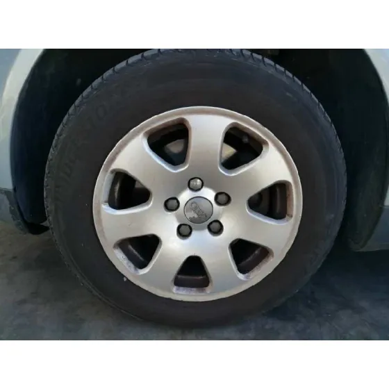 AUDI A4 BERLINA (8E) '2001 1.9 TDI (96KW) GRIS
