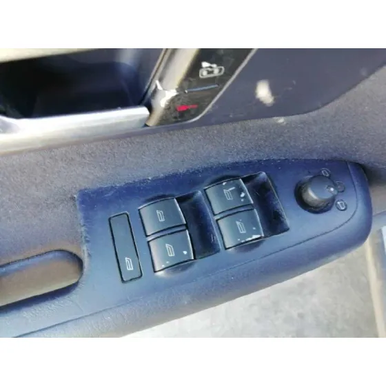 AUDI A4 BERLINA (8E) '2001 1.9 TDI (96KW) GRIS
