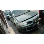 RENAULT MEGANE II BERLINA 5P RENAULT MEGANE II BERLINA 5P '2006 AUTHENTIQUE VERDE 2005