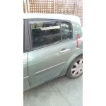 RENAULT MEGANE II BERLINA 5P RENAULT MEGANE II BERLINA 5P '2006 AUTHENTIQUE VERDE 2005