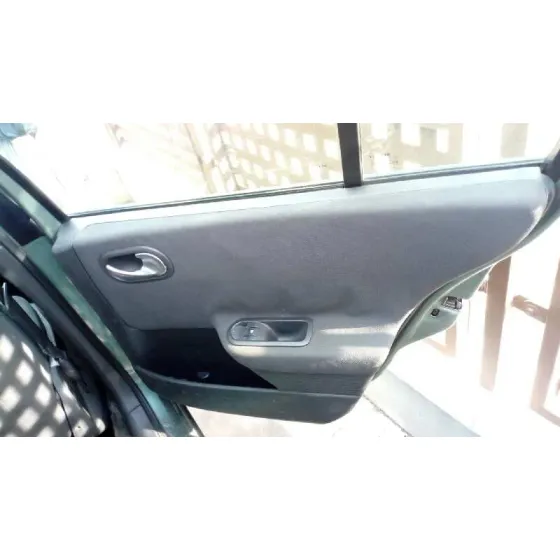 RENAULT MEGANE II BERLINA 5P '2006 AUTHENTIQUE VERDE