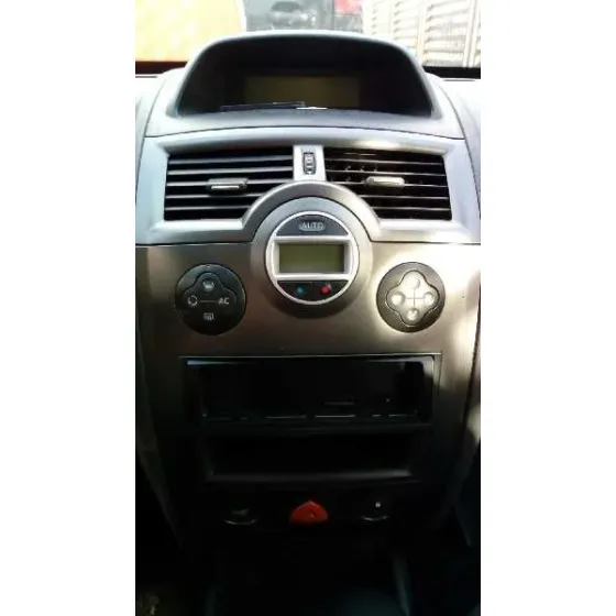 RENAULT MEGANE II BERLINA 5P '2006 AUTHENTIQUE VERDE