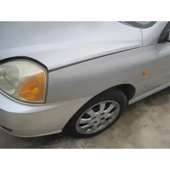 KIA RIO '2003 IPANEMA BERLINA BEIGE