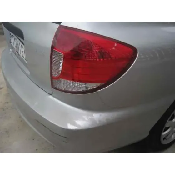 KIA RIO '2003 IPANEMA BERLINA BEIGE