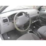 KIA RIO '2003 IPANEMA BERLINA BEIGE