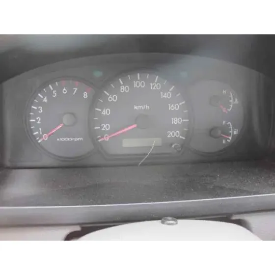 KIA RIO '2003 IPANEMA BERLINA BEIGE