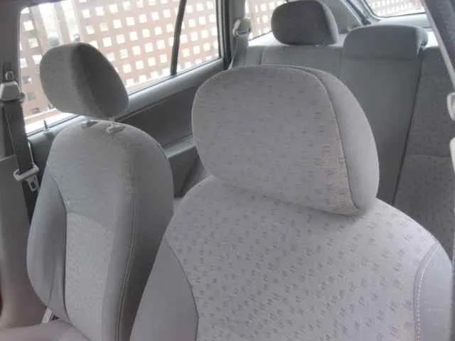 KIA RIO '2003 IPANEMA BERLINA BEIGE
