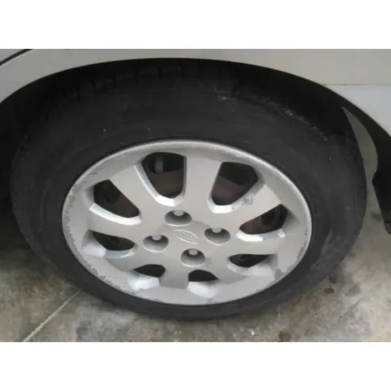 KIA RIO '2003 IPANEMA BERLINA BEIGE