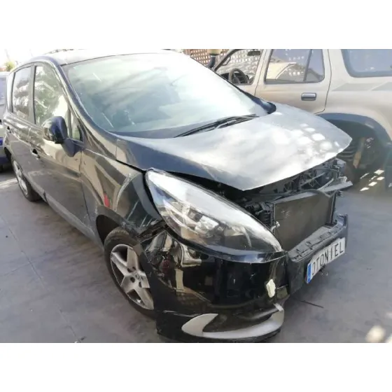 RENAULT SCENIC III '2013 1.5 DCI DIESEL FAP NEGRO