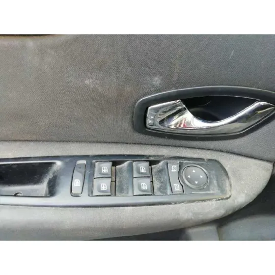 RENAULT SCENIC III '2013 1.5 DCI DIESEL FAP NEGRO