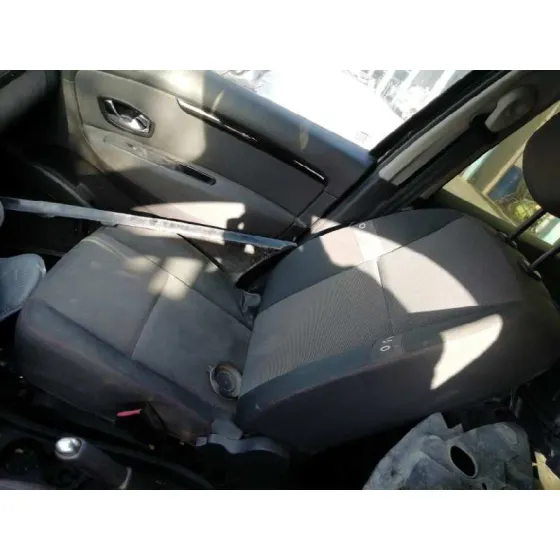 RENAULT SCENIC III '2013 1.5 DCI DIESEL FAP NEGRO