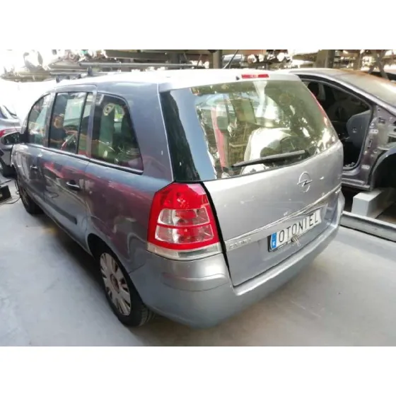 OPEL ZAFIRA B '2009 ESSENTIA GRIS