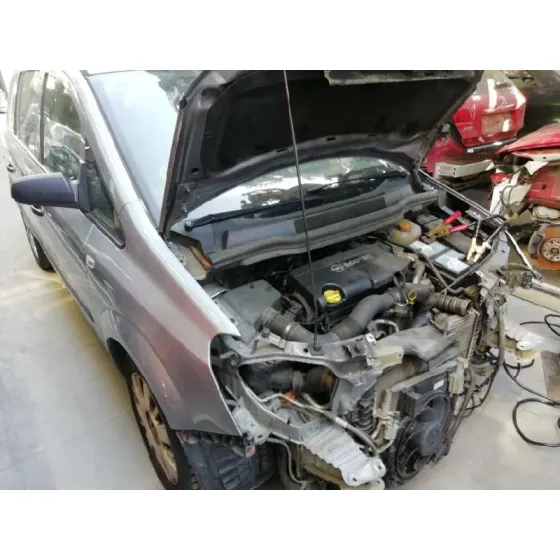 OPEL ZAFIRA B '2009 ESSENTIA GRIS