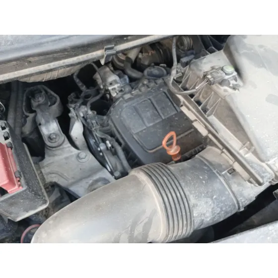 MOTOR R9M. CVF/KW: 11.64/84 CAMBIO MANUAL 6V