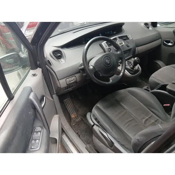 Renault SCENIC II (JM0/1_) 2005