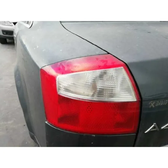 AUDI A4 BERLINA (8E) '2002 1.9 TDI (96KW) GRIS OSCURO
